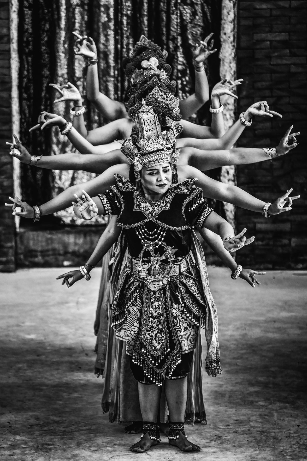 TARI SERIBU TANGAN